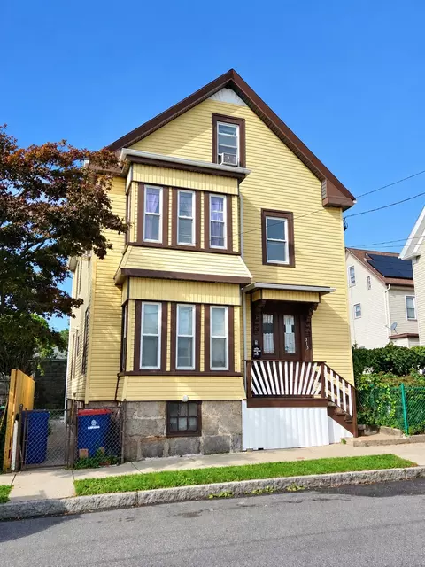 313 Orchard St, New Bedford, MA 02740