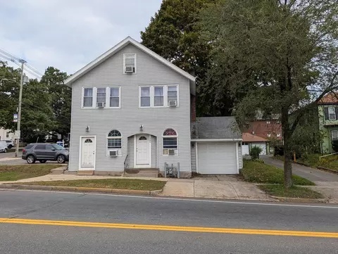 123 W Main St, Marlborough, MA 01752