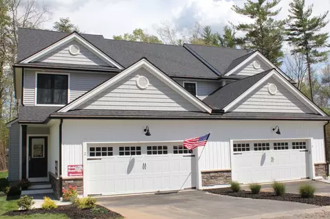 111 Compass Point Dr #91, Douglas, MA 01516