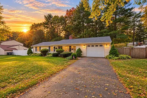 20 Corrine Dr, Framingham, MA 01701
