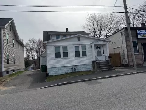 14 Taylor St, Chicopee, MA 01020