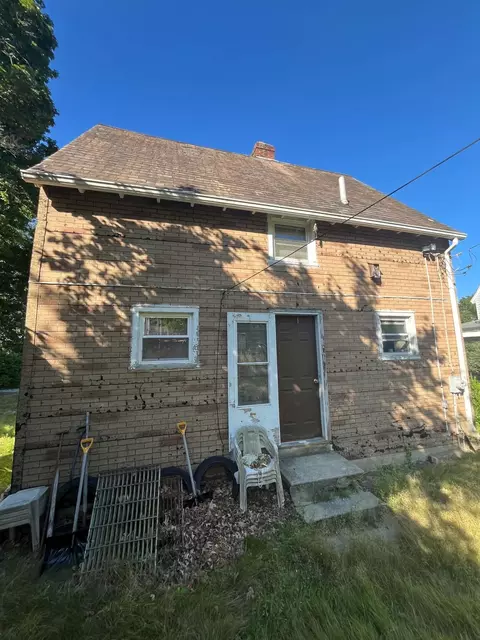 5 Marconi Rd, Worcester, MA 01606