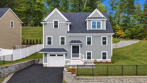 5 Sylvan Hill Xing, Haverhill, MA 01830