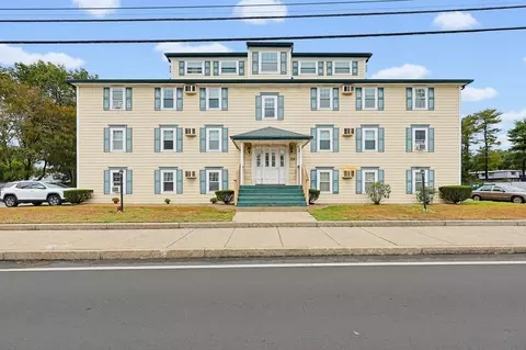 28 Main St #5, North Reading, MA 01864