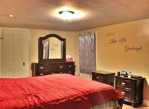 Bedroom - 188 Bowles Park, Springfield, MA 01104 photo 1 of 1