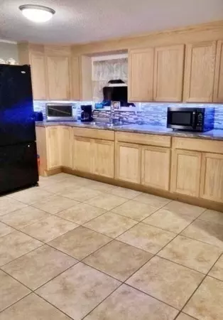 Kitchen - 188 Bowles Park, Springfield, MA 01104 photo 1 of 1