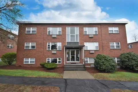1105 Lexington St #7-3, Waltham, MA 02452