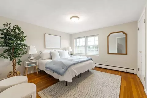 Bedroom - 210 Hillside Ave #32, Needham, MA 02494 photo 1 of 5