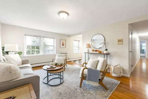 Living - 210 Hillside Ave #32, Needham, MA 02494 photo 1 of 3