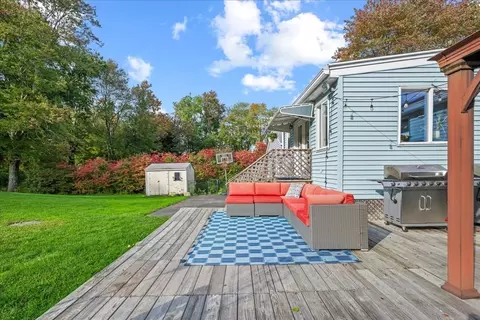Exterior - 58 Putnam Hill Rd, Sutton, MA 01590 photo 4 of 8