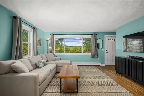 Living - 58 Putnam Hill Rd, Sutton, MA 01590 photo 1 of 4