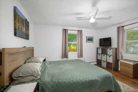 Bedroom - 58 Putnam Hill Rd, Sutton, MA 01590 photo 1 of 3
