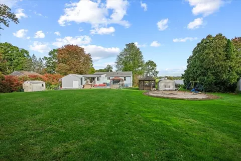 Exterior - 58 Putnam Hill Rd, Sutton, MA 01590 photo 1 of 8