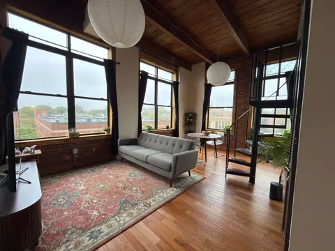 24 Norman St #301, Salem, MA 01970