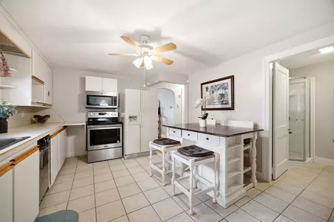 Kitchen - 127 Shawmut St, Springfield, MA 01108 photo 2 of 4