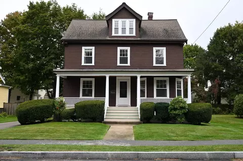 72 Washington St, Natick, MA 01760