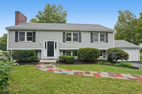 340 Lowell St, Lexington, MA 02420