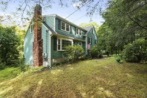 77 Warren Rd, Ashland, MA 01721