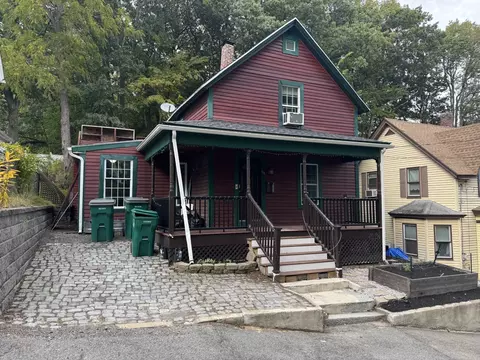 64 Mayland St, Fitchburg, MA 01420