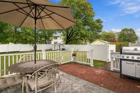 Exterior - 29 Upland St, Holbrook, MA 02343 photo 4 of 6