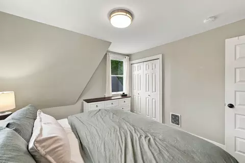 Bedroom - 29 Upland St, Holbrook, MA 02343 photo 3 of 4