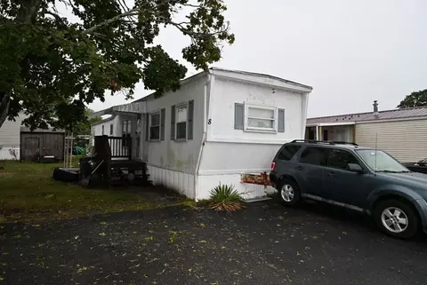 8 Francis St, Wareham, MA 02538