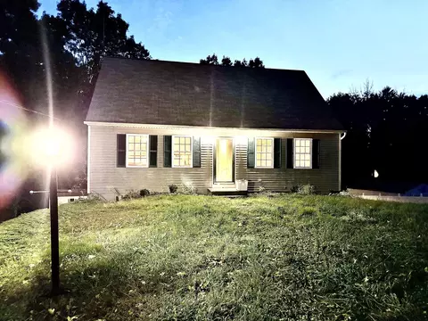217 Dudley Southbridge Rd, Dudley, MA 01571