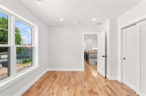Bedroom - 515 Gaskill St, Woonsocket, RI 02895 photo 3 of 4