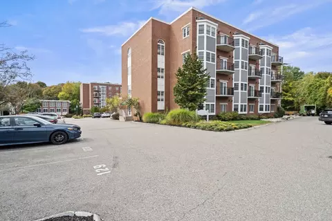 148 Main St #C439, North Andover, MA 01845
