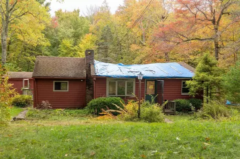 13 Walker Rd, Wales, MA 01081