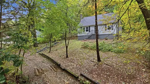 293 Mill St, Gardner, MA 01440 photo 2