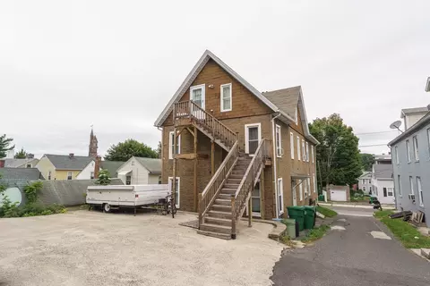 Exterior - 17 Spring St, Chicopee, MA 01013 photo 2 of 3