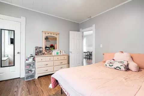 Bedroom - 17 Spring St, Chicopee, MA 01013 photo 5 of 6