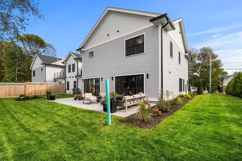 Exterior - 24 Grapevine #A, Gloucester, MA 01930 photo 6 of 7