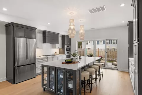 Kitchen - 24 Grapevine #A, Gloucester, MA 01930 photo 6 of 8