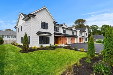 Exterior - 24 Grapevine #A, Gloucester, MA 01930 photo 7 of 7
