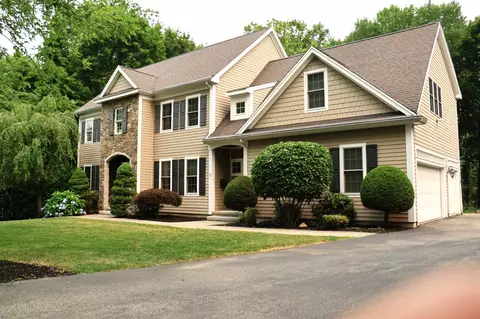 5 Merriam Ave, Shrewsbury, MA 01545