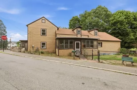 50 South St, Fitchburg, MA 01420