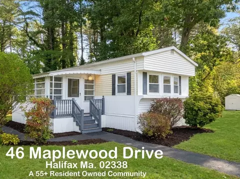 46 Maplewood Dr, Halifax, MA 02338