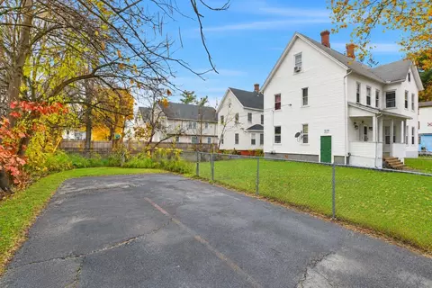 28-30 Nelson Ave, Springfield, MA 01109