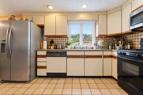 Kitchen - 514 Sherman St, Canton, MA 02021 photo 1 of 1