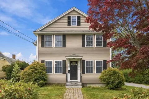 80 Grove St, Hopkinton, MA 01748