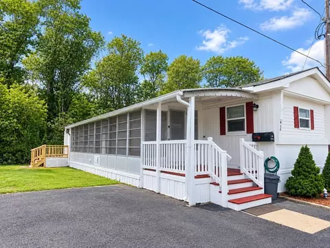 300 E Washington St #R30, North Attleboro, MA 02760