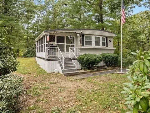 32 S Meadow Vlg # -6, Carver, MA 02330