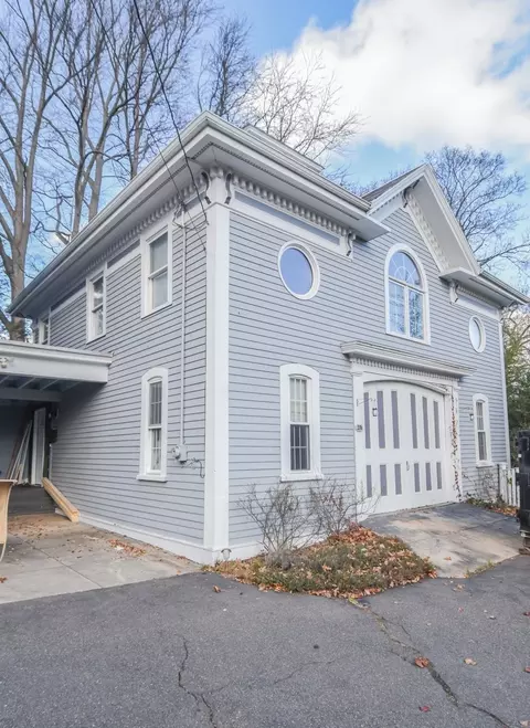 27 S Elm # A, Haverhill, MA 01835