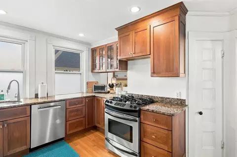 Kitchen - 25 Elm St #3, Gloucester, MA 01930 photo 1 of 3