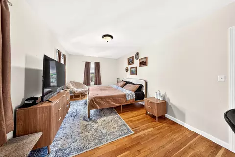 Bedroom - 16 Murray St, Fall River, MA 02720 photo 1 of 9