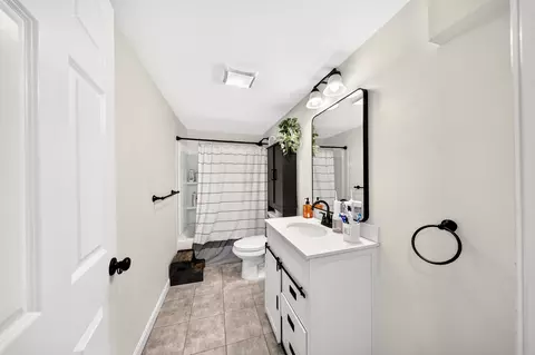 Bath - 16 Murray St, Fall River, MA 02720 photo 1 of 2