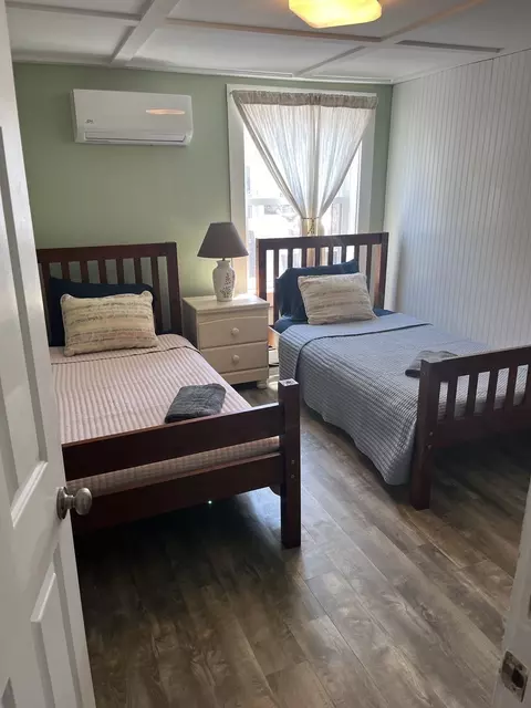 Bedroom - 7 Dover Ave, Hampton, NH 03842 photo 4 of 5