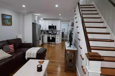 26 Vera St, Revere, MA 02151